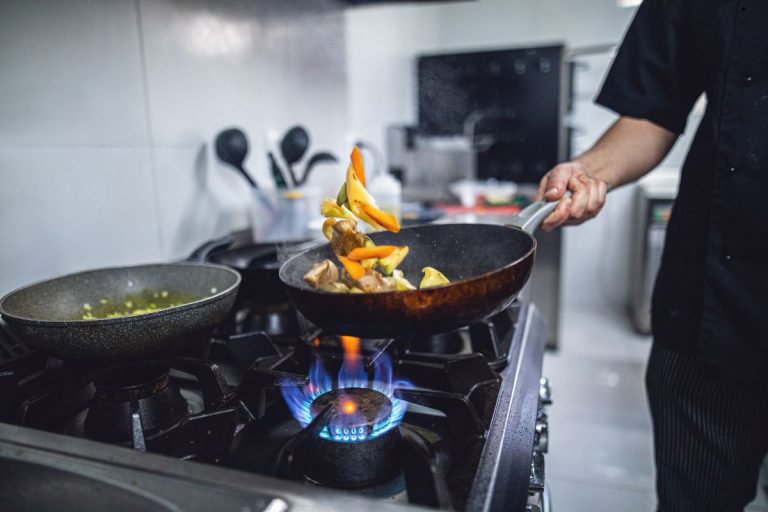 Inner Chef with Pro Oven & Range Tips